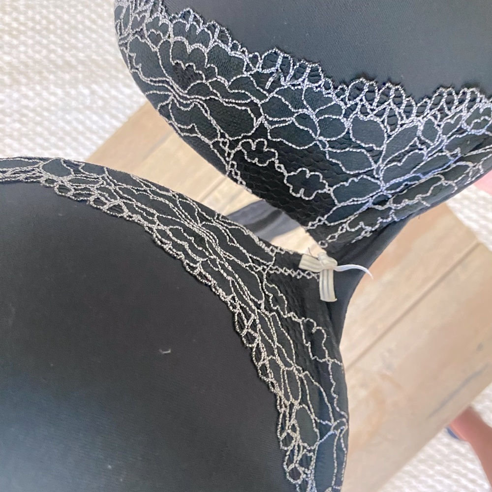 Cacique Lace Detail Black Boost Plunge Bra Sz 44C